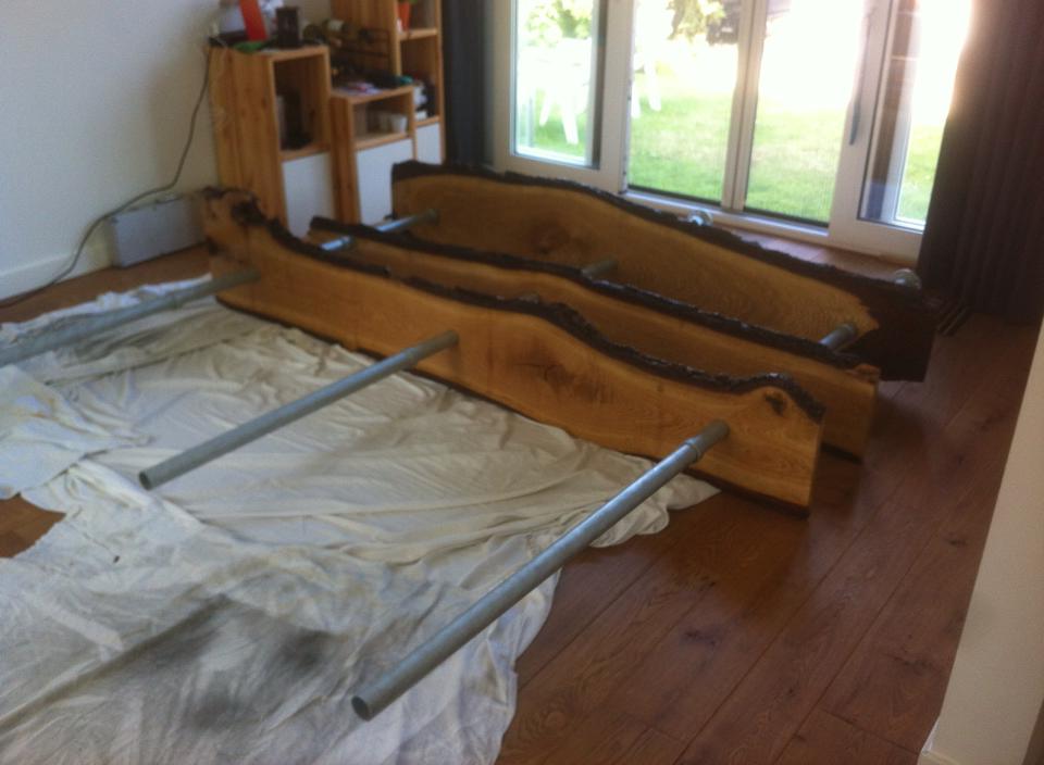 книжные полки из досок, полки из дубовых досок, как сделать полки