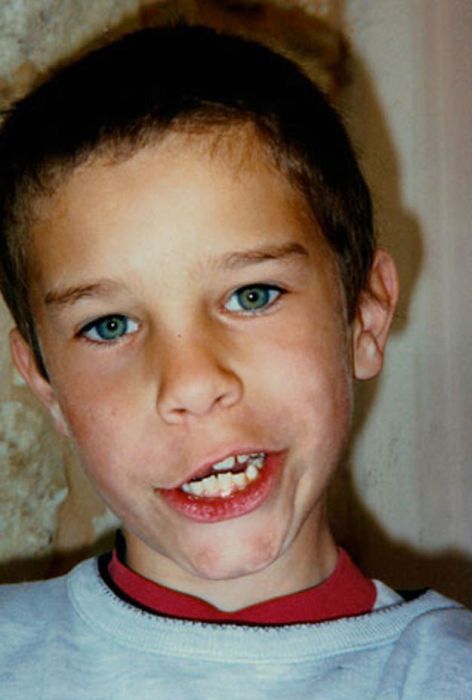 взрослые воссоздают детские снимки, взрослые повторяют свои старые снимки