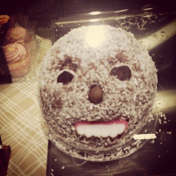 ужасные блюда, мерзкая еда, жуткий торт