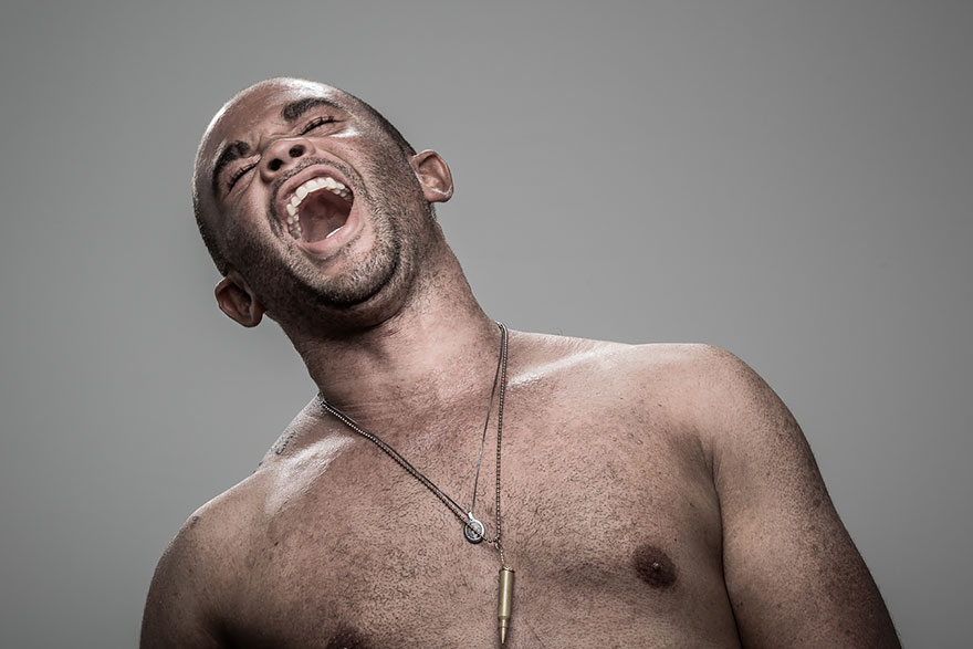 Taser Photoshoot, photographer Patrick Hall, удар электрошокером, лицо электрошокер