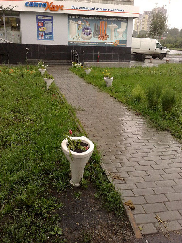 это россия детка, умом россию не понять, тем временем в России 