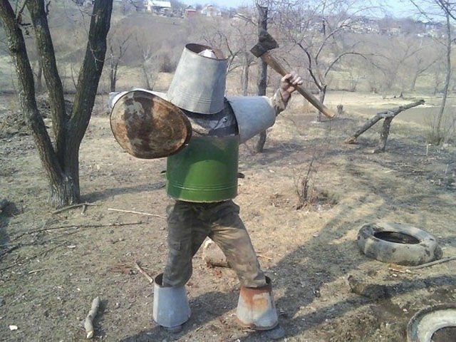 это россия детка, умом россию не понять, тем временем в России 