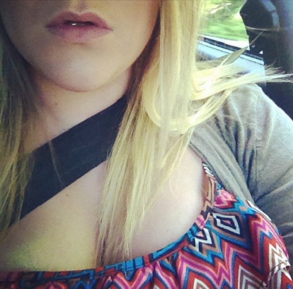 Проблемы, с которыми сталкиваются девушки с большой грудью