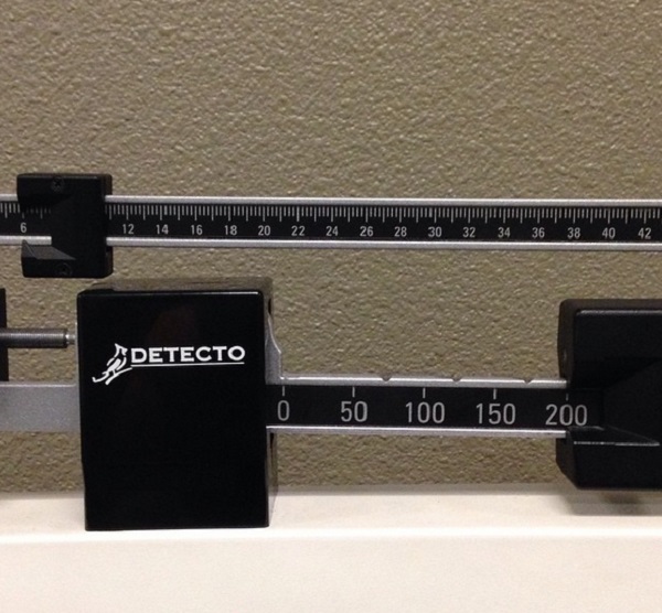 Проблемы, с которыми сталкиваются девушки с большой грудью