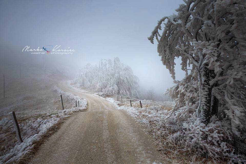 Шторм превратил гору в ледяное царство, поражающее своей сказочной красотой Динарические Альпы, Динариды, шторм превратил горы в ледяное царство, гора во льду, Марко Корошек, Marko Korošec