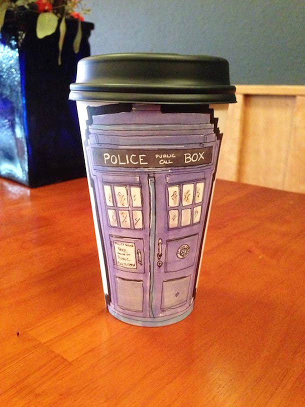 Художник рисует потрясающие рисунки на стаканчиках кофе, чтобы собрать деньги для бездомных детей Рисунки, на стаканчиках кофе, одноразовых, для бездомных детей, художник, Мигель Кардона , Miguel Cardona,