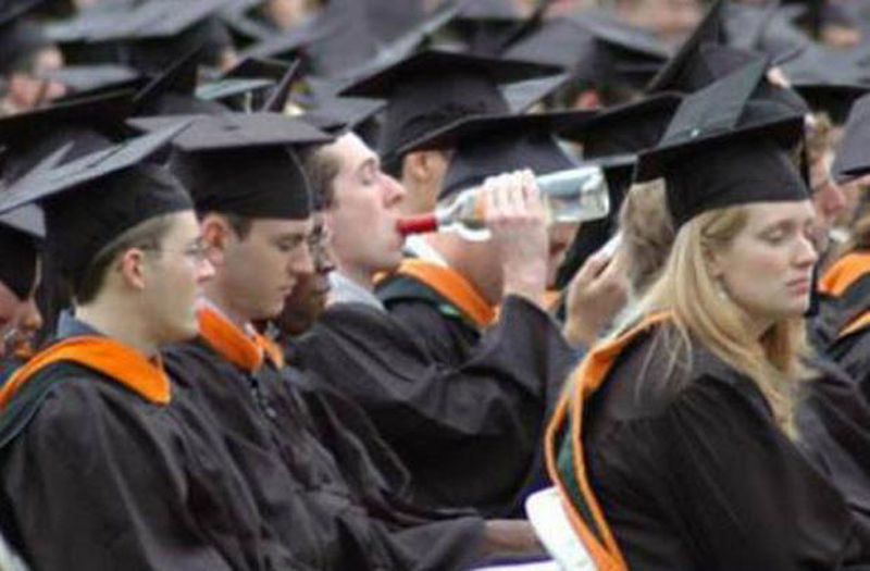 Им просто пофиг, люди которым всё равно