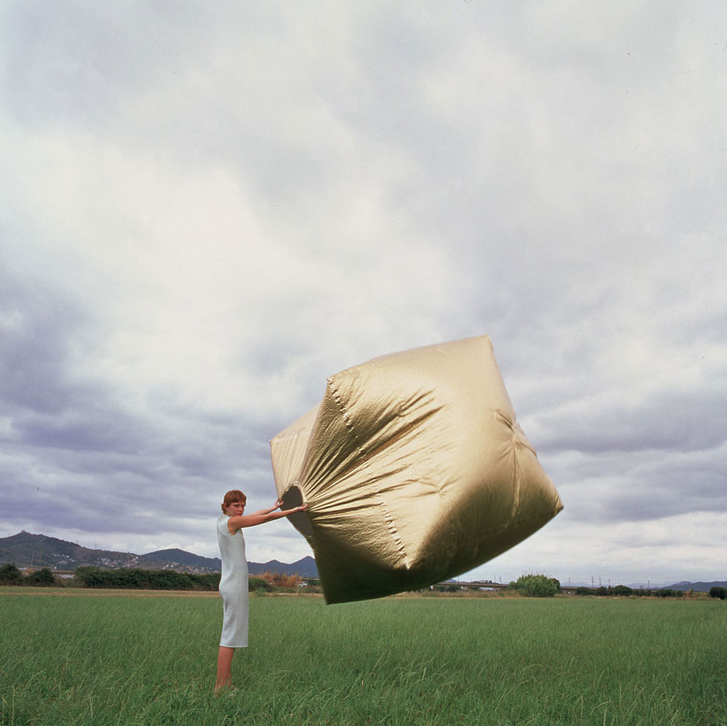 Дом, помещающийся в кармане дом в кармане, дизайнер Мартин Азуа, Martin Azua,