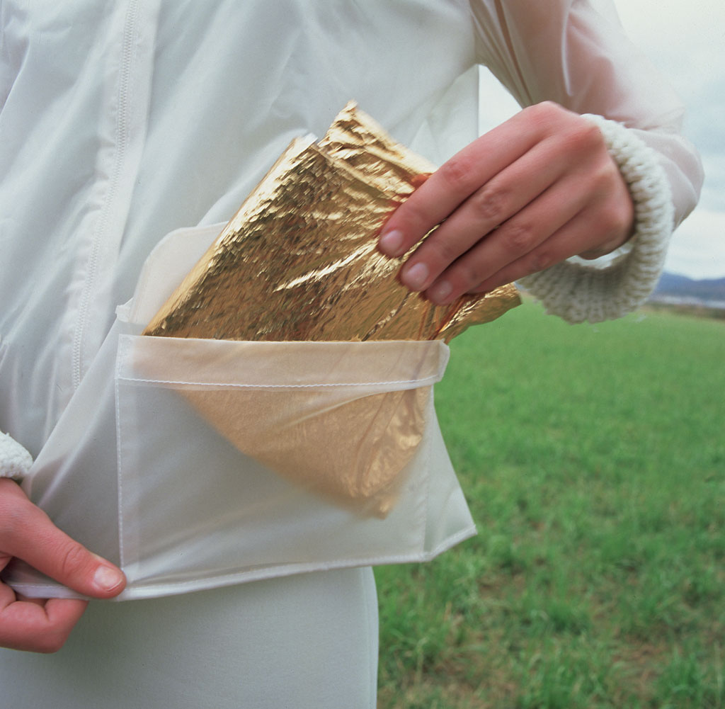 Дом, помещающийся в кармане дом в кармане, дизайнер Мартин Азуа, Martin Azua,