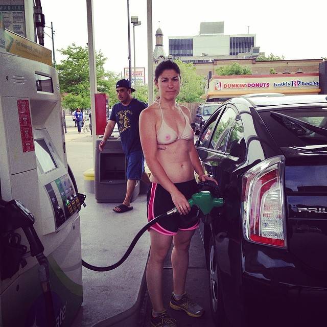 TaTa Top Free The Nipple Robyn Graves and Michelle Lytle, купальник имитирующий грудь