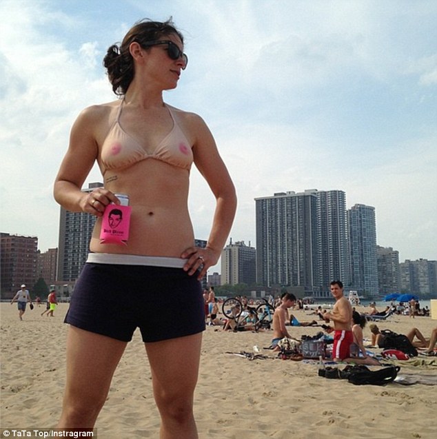 TaTa Top Free The Nipple Robyn Graves and Michelle Lytle, купальник имитирующий грудь