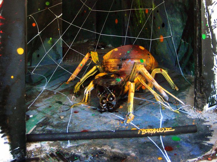 Скульптуры животных из мусора, Bordalo II