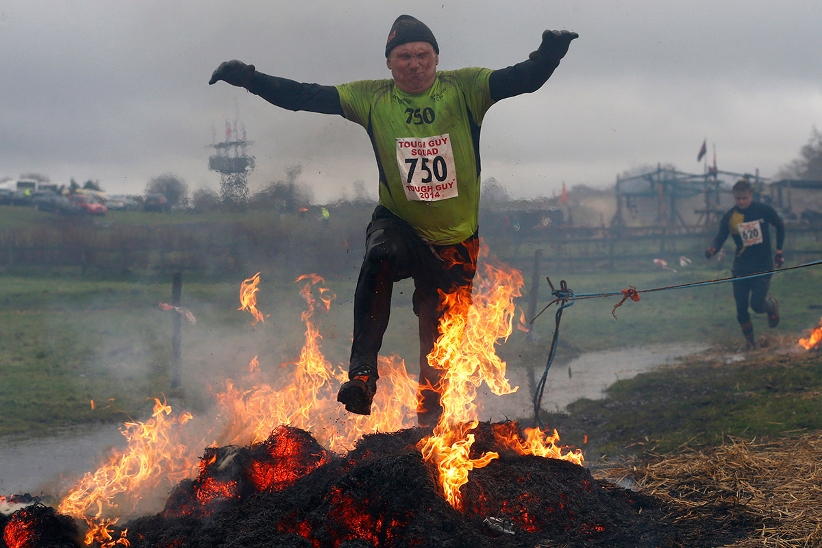 Tough Guy Challenge 2014 - суровое испытание для самых выносливых Tough Guy Challenge 2014, соревнования, испытание, выносливость