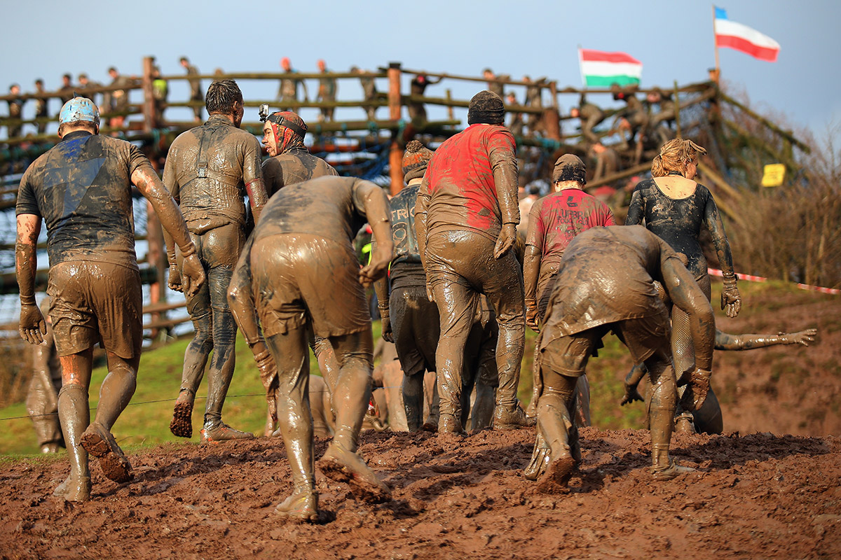 Tough Guy Challenge 2014 - суровое испытание для самых выносливых Tough Guy Challenge 2014, соревнования, испытание, выносливость
