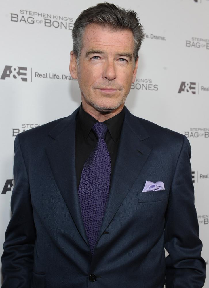 Необычные, таланты, умения, хобби, знаменитостей, голливудских звезд  Анджелина Джоли 