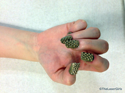 Фактурные, накладные ногти, распечатанные на 3D-принтере