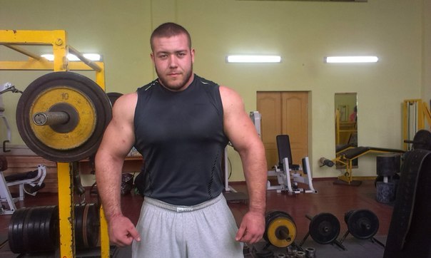 михаил фёдоров 17 лет,  пауэрлифтинг 