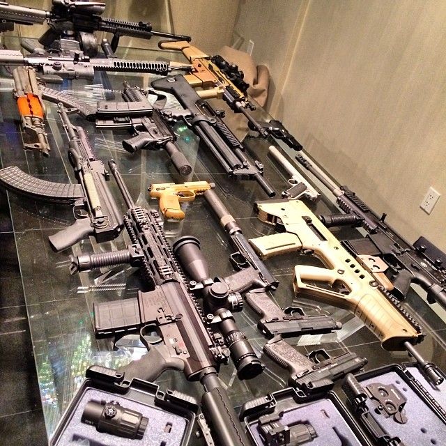 Дэн Билзериан, Dan Bilzerian, роскошная жизнь игрока в покер, король инстаграма, плейбой