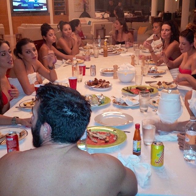 Дэн Билзериан, Dan Bilzerian, роскошная жизнь игрока в покер, король инстаграма, плейбой