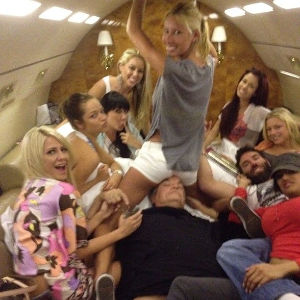 Дэн Билзериан, Dan Bilzerian, роскошная жизнь игрока в покер, король инстаграма, плейбой