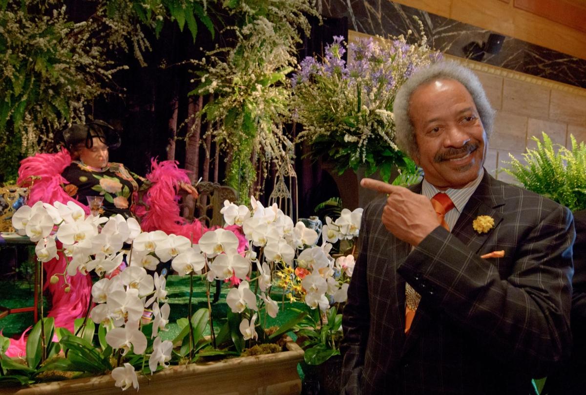 Фееричные похороны, Mickey Easterling, необычные похороны