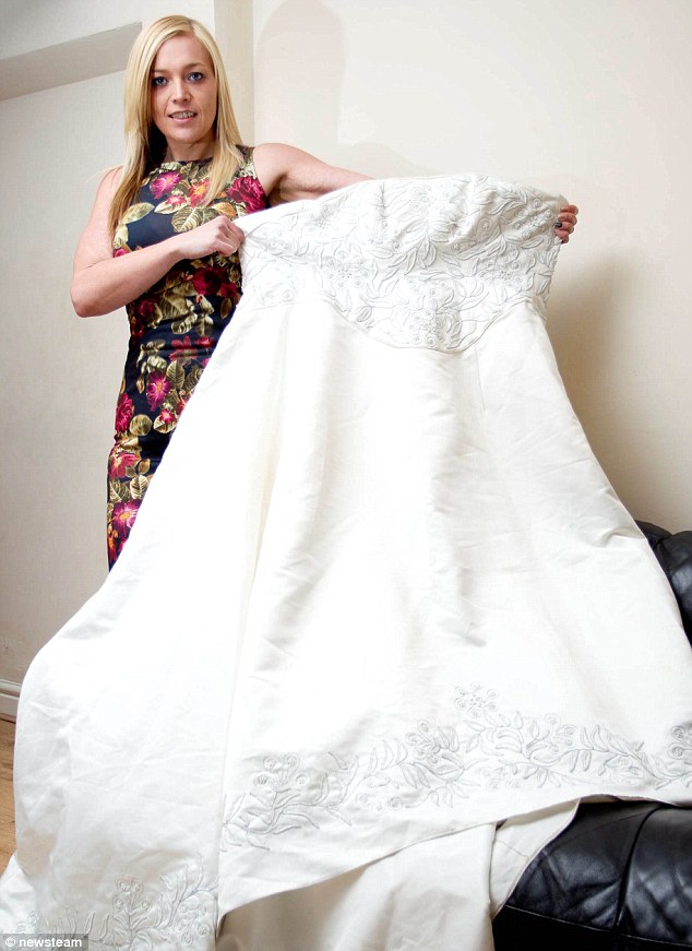 двешка похудела в половину массы тела, девушка похудела на 70 кг, Джоан Сандерсон, Joanne Sanderson