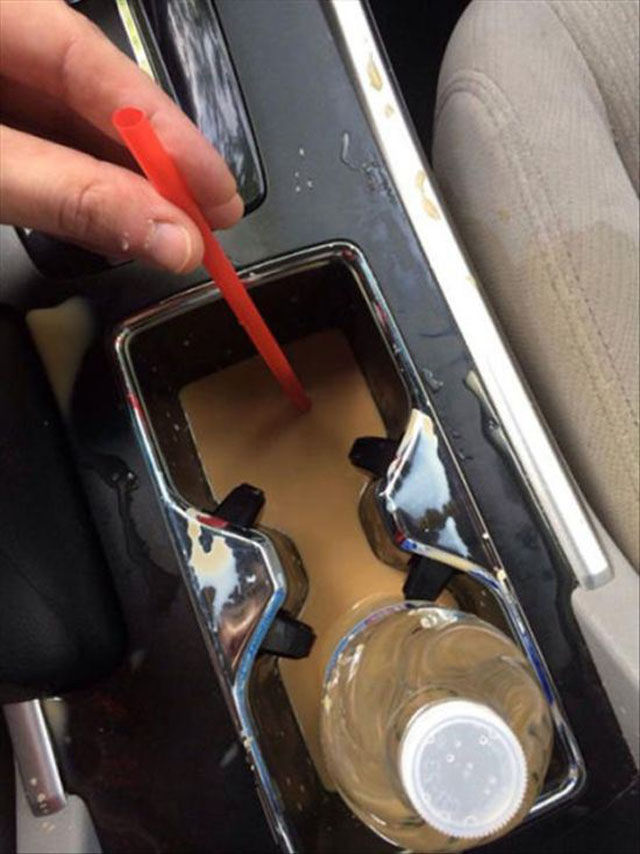 чудовищно не везет, неудачники, люди не повезло, неудачный день 