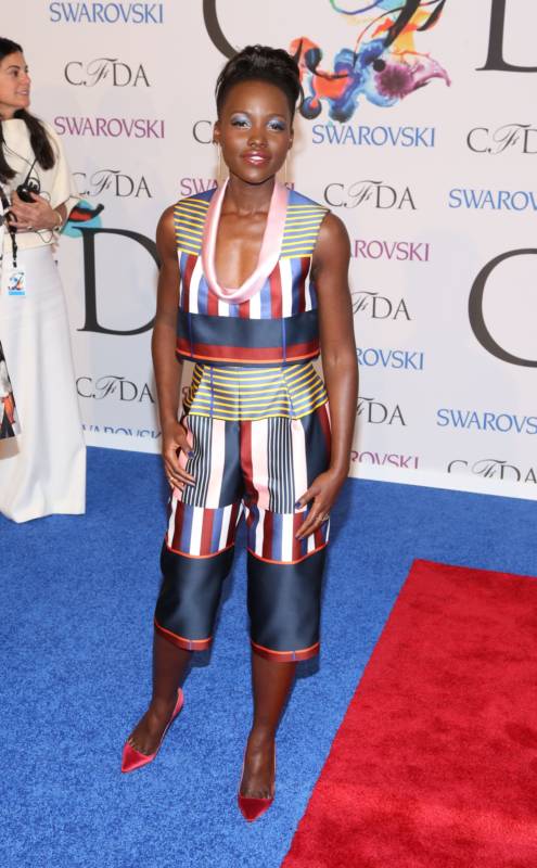 Самые нелепые наряды звёзд, безвкусно одетые звёзды