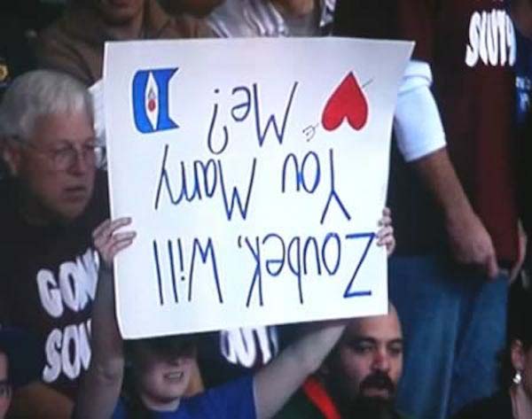 Самые странные и дурацкие предложения руки и сердца, какие себе можно только представить нелепые предложения руки, дурацкие предложения замуж, странное руки и сердца