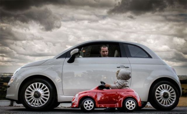 отцы и дети фото, папы проводят время с детьми, папа играет с ребенком, папа ребенок смешное