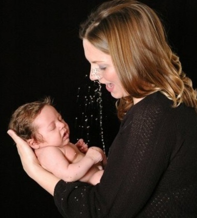 Смешные злобные детки, олицетворяющее истинное зло злобные дети, дети со злым лицом, злые дети