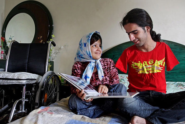 Фатима и Ахмад, супружеская пара инвалидов, дополняют друг друга, история любви инвалидов