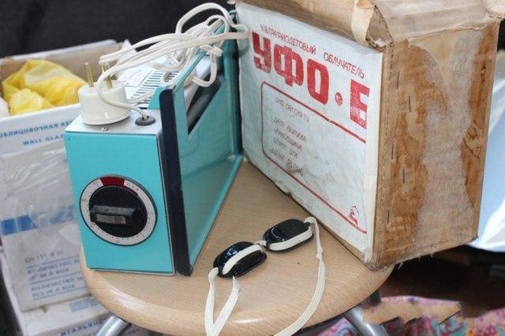 нашел вещи на балконе, убрался на балконе, вещи забытые на балконе