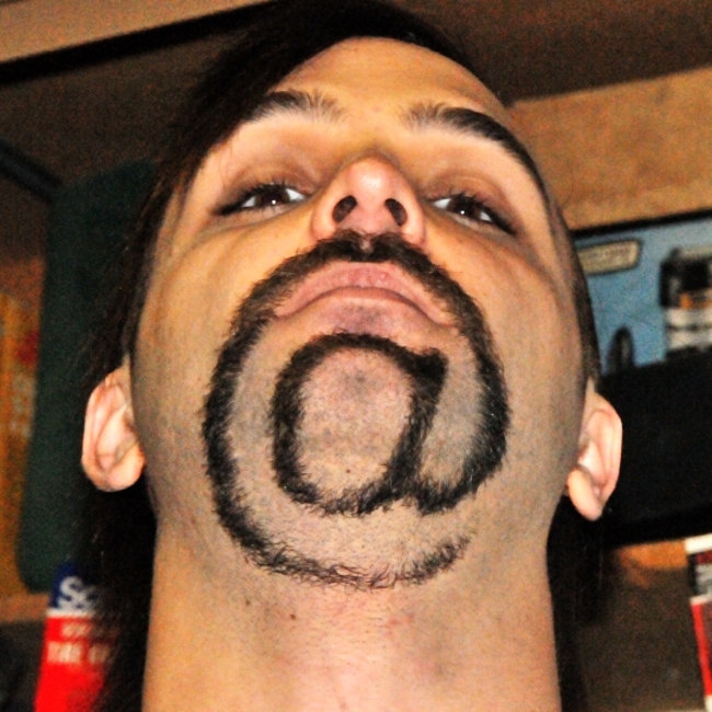 Фигурные бороды, выбривает бороду в необычные формы, Джеймс Майрик, James Myrick