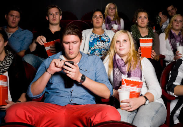 Креативные способы борьбы с зависимостью от мобильных телефонов из разных стран способы борьбы с зависимостью от смартфонов, необычные способы борьбы с зависимостью от мобильных телефонов