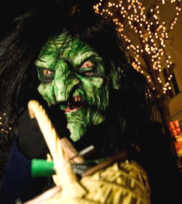 10 пугающих рождественских традиций, странные новогодние традиции