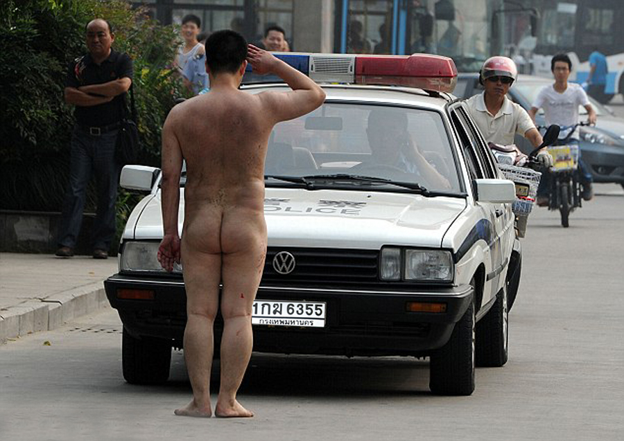 Абсурдные законы, нелепые запреты, правила,  страны мира