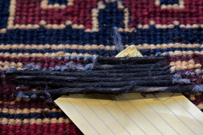 Тайники, героин, спрятанный, в иранских коврах,