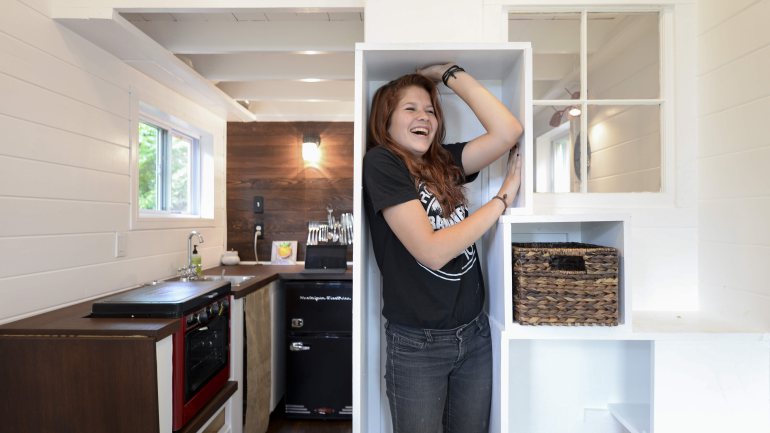 девочка построила дом, дом своими руками, дом за 10 000 долларов, Сицилия Колбэк