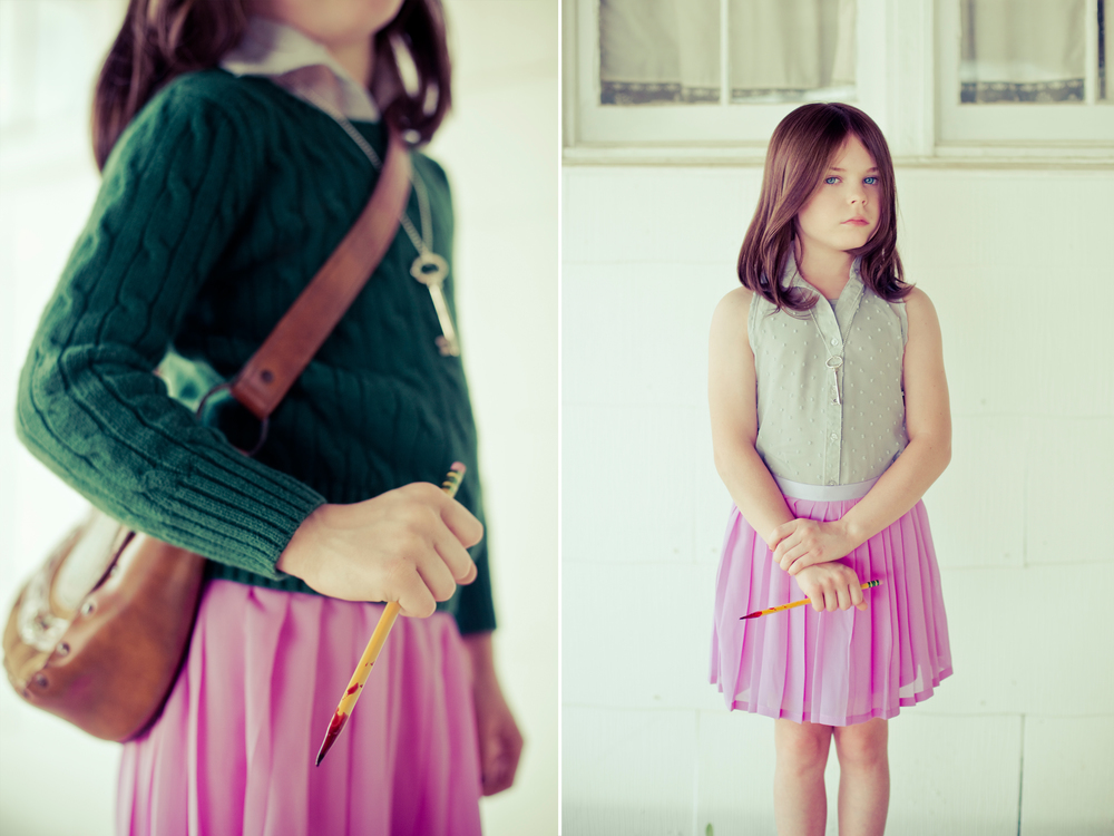 Alice Lewis, Алиса Льюис, Мама фотографирует приёмную дочь в образе культовых персонажей