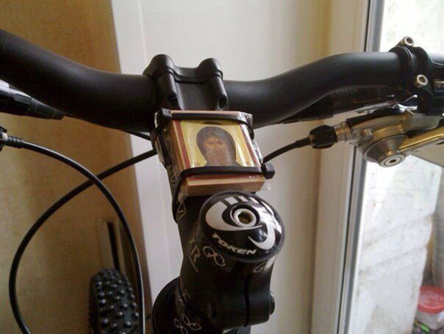 это россия детка, умом россию не понять, тем временем в России 