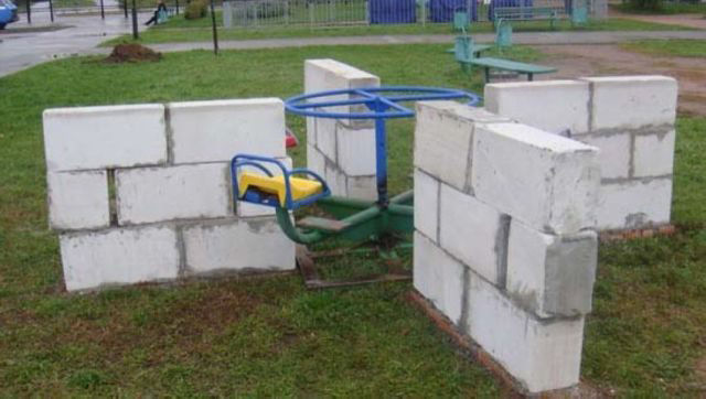 это россия детка, умом россию не понять, тем временем в России 