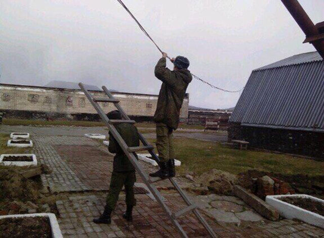 это россия детка, умом россию не понять, тем временем в России 