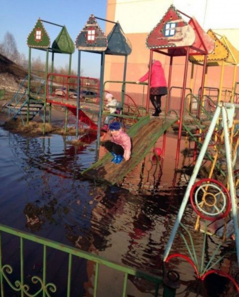 это россия детка, умом россию не понять, тем временем в России 