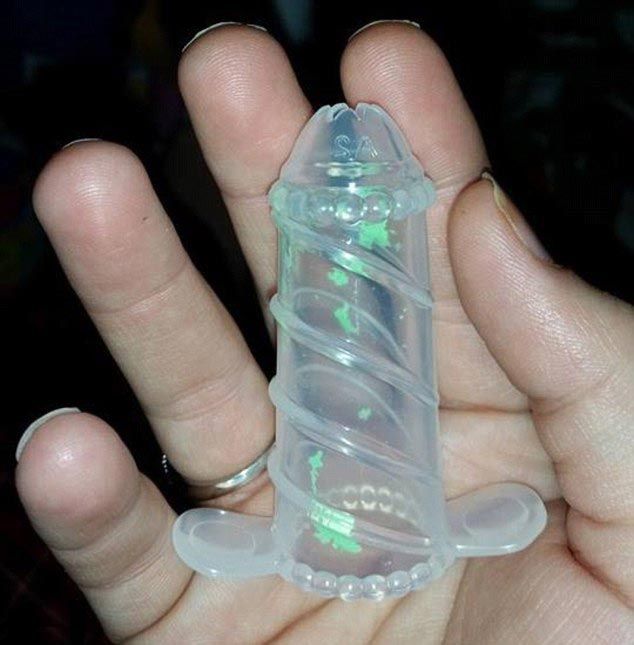 Родители возмущены детской игрушкой от Hasbro, очень сильно напоминающей пeниc игрушка от Hasbro напоминающая мужской, детская игрушка в виде, детская игрушка напоминающая мужской, play-doh мужской