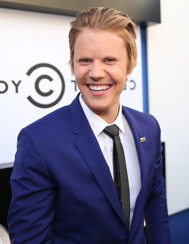 брови решают, с бровями и без, звёзды без бровей