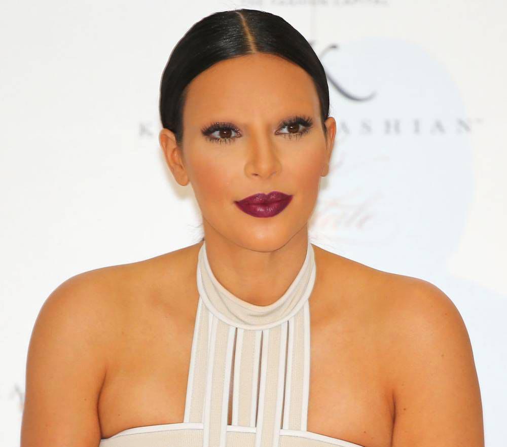 брови решают, с бровями и без, звёзды без бровей