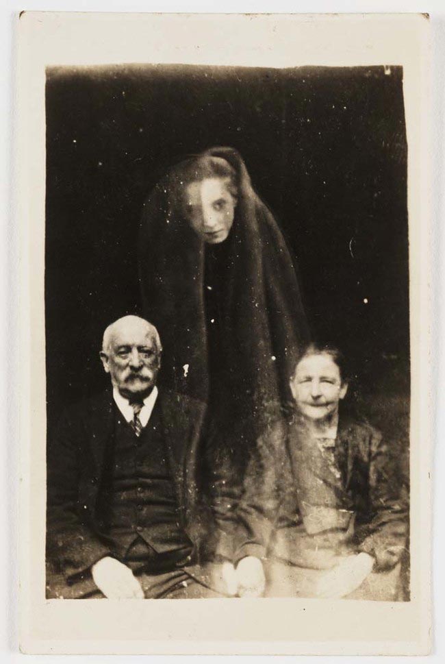 Жуткие посмертные фотографии людей из викторианской эпохи. | Пикабу
