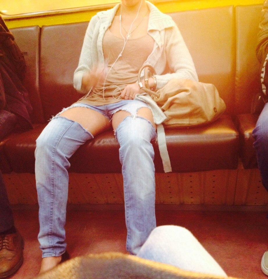 мода петербургского метро, мода метро, модники в транспорте, странные пассажиры метро 