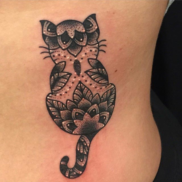 тату с кjшками, кошачьи тату, tattoo with cat